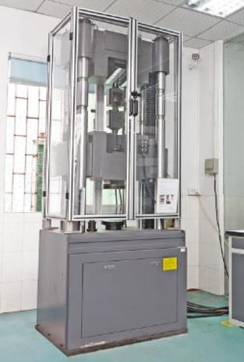 Máquina de Ensaio Universal